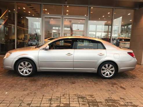 2007 Toyota Avalon (One Owner) - cars & trucks - by dealer - vehicle... for sale in Montgomery, OH
