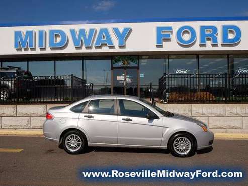 2009 Ford Focus Se - - by dealer - vehicle automotive for sale in Roseville, MN