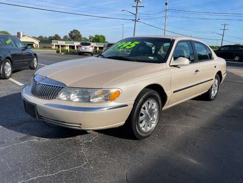 2001 Lincoln Continental 4dr Sdn - - by dealer for sale in Rock Hill, SC