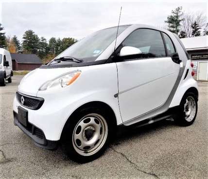 2013 Smart Passion fortwo Hatchback Leather All Power Clean - cars & for sale in Hampton Falls, NH
