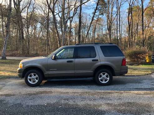 2004 Ford Explorer 184k miles - cars & trucks - by owner - vehicle... for sale in SEVERNA PARK, MD