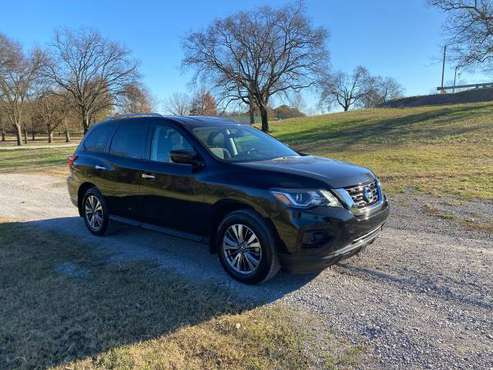 2018 NISSAN PATHFINDER - cars & trucks - by owner - vehicle... for sale in Lewisburg, TN