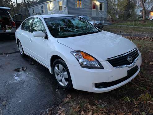 2008 Nissan Altima - cars & trucks - by owner - vehicle automotive... for sale in Windsor, CT