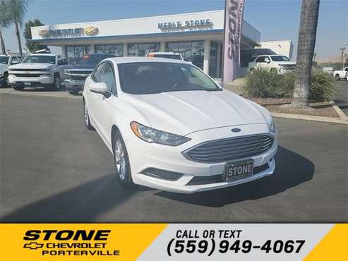 *2017* *Ford* *Fusion* *SE* - cars & trucks - by dealer - vehicle... for sale in Porterville, CA