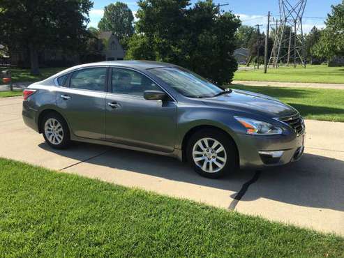 2014 NISSAN ALTIMA S - cars & trucks - by dealer - vehicle... for sale in URBANA, IL