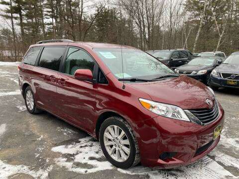 14, 999 2014 Toyota Sienna LE AWD Super Clean, 103k Miles for sale in Belmont, MA