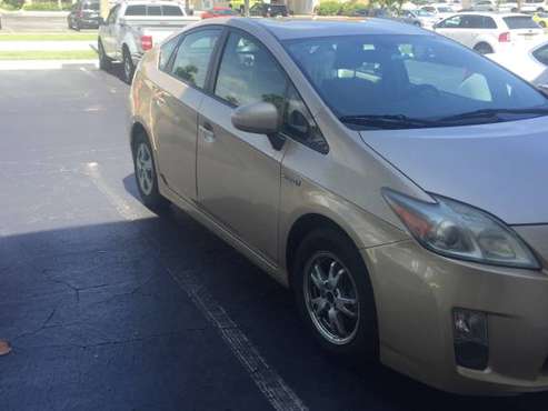 2010 Prius IV model for sale in North Palm Beach, FL