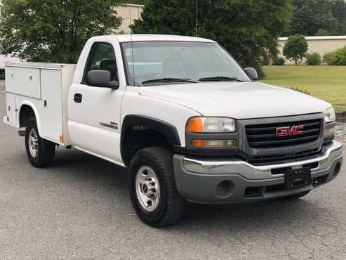2005 GMC Sierra 2500 HD Diesel Utility Truck - cars & trucks - by... for sale in Spotsylvania, District Of Columbia