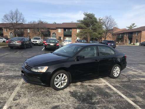 2015 VW Jetta 1.8 T SE - cars & trucks - by owner - vehicle... for sale in Arlington Heights, IL