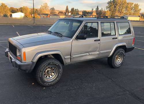 2001 Jeep Cherokee 4x4 w/Extra Set of Snow Tires for sale in Idaho Falls, ID