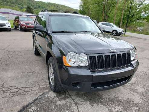 2009 Jeep Grand Cherokee Laredo 4x4 4dr SUV EVERYONE IS APPROVED! for sale in Vandergrift, PA