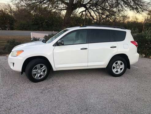 2009 TOYOTA RAW 4 SUV - cars & trucks - by dealer - vehicle... for sale in Austin, TX