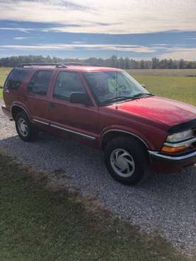 2001 Chevy Blazer 4x4 for sale in Melrose, IN