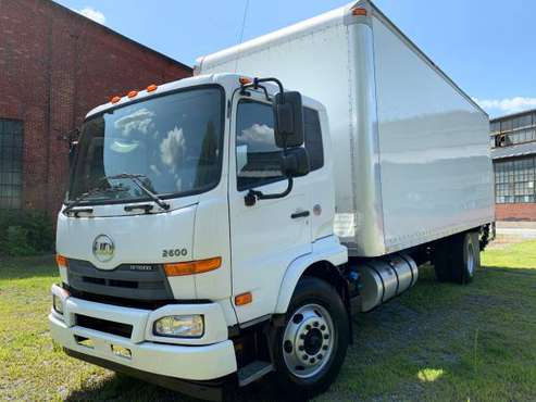2012 UD 2600 103k Tuned & Deleted 26 ft Box Truck Lift Gate for sale in Lebanon, VA