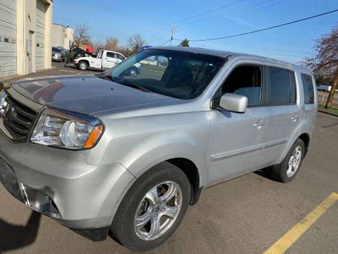 2012 Honda Pilot EXL AWD - cars & trucks - by owner - vehicle... for sale in Minneapolis, MN