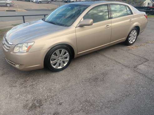 2006 Toyota Avalon XLS - cars & trucks - by owner - vehicle... for sale in North Little Rock, AR