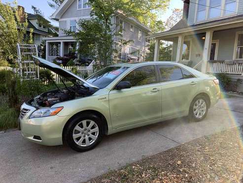 2007 Toyota Camry Hybrid, 185k miles, leather, nav, well maintained! for sale in Cincinnati, OH