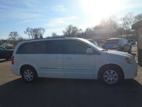 2012 Chrysler Town & Country Touring 97K miles NICE - cars & trucks... for sale in Sioux City, IA