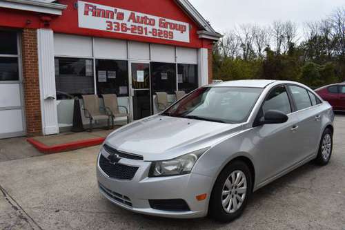 2011 CHEVROLET CRUZE 1.8L 4CYL ***GREAT LITTLE GAS SAVER*** - cars &... for sale in Greensboro, NC