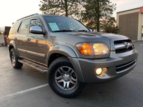 2007 Toyota Sequoia 4WD Limited - cars & trucks - by dealer -... for sale in Auburn, WA