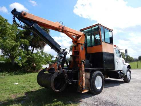 2001 International 4700 DT466E Grapple Loader Lift Low Miles 7.6L Dies for sale in Royal Palm Beach, FL