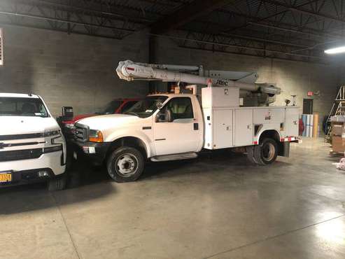 bucket truck for sale - cars & trucks - by owner - vehicle... for sale in Rochester , NY