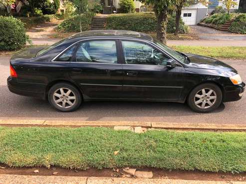 2000 Toyota Avalon Heat/Air Work great! for sale in Knoxville, TN