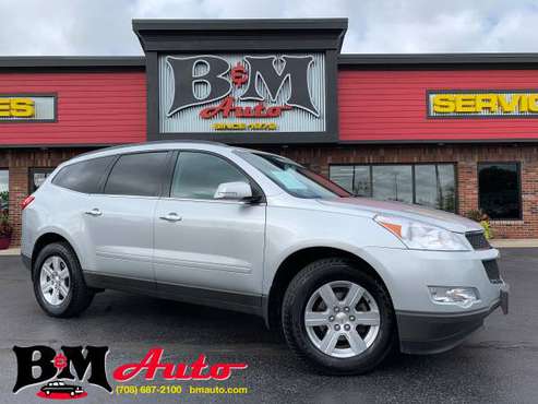 2012 Chevrolet Traverse LT AWD - Leather, Sunroof, DVD! 81,000... for sale in Oak Forest, IL