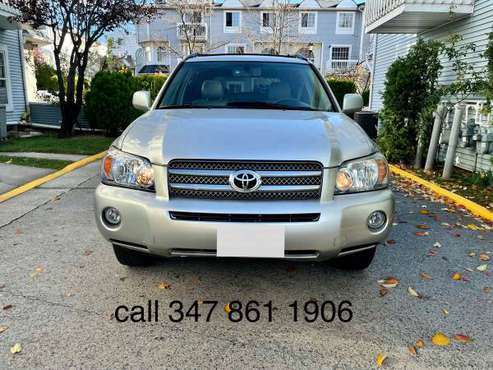 2006 TOYOTA HIGHLANDER SPORT . ONE OWNER . 4WD. 3RD ROW SEATS . -... for sale in STATEN ISLAND, NY