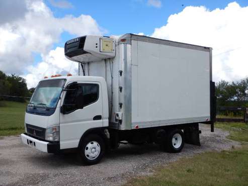 2005 Mitsubishi Fuso Reefer Box Truck Cube Refrigerated Carrier Isuzu for sale in Royal Palm Beach, FL