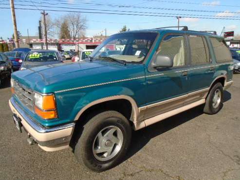 1993 Ford Explorer 4x4 Sport Utility 4Dr Automatic Runs Great - cars for sale in Portland, OR