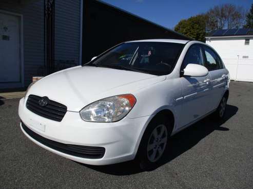 2009 HYUNDAI ACCENT GLS ONE OWNER CLEAN CARFAX 95K MILES for sale in Providence, RI