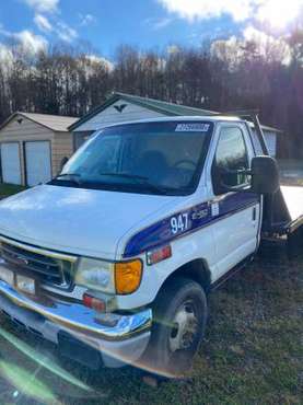 2004 Ford E450 with Flatbed - cars & trucks - by dealer - vehicle... for sale in Greeneville, NC