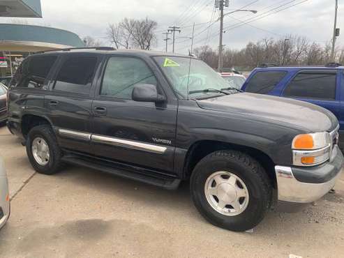 2005 GMC Yukon 4, 995 - - by dealer - vehicle for sale in Springfield, MO