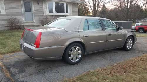 Florida 2006 Cadillac DTS - cars & trucks - by owner - vehicle... for sale in Wausau, WI