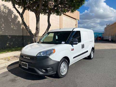 ((LOW MILES)) 2020 RAM PROMASTER CITY - cars & trucks - by dealer -... for sale in Kahului, HI