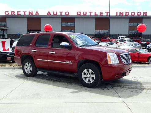 2010 GMC Yukon SLT 4X4 AUTO 5.3L V8 HEATED LEATHER LOW MILES 96K, Red for sale in Gretna, NE