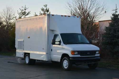 2006 Ford E-450 15ft Office Box Truck - cars & trucks - by dealer -... for sale in Crystal Lake, TN
