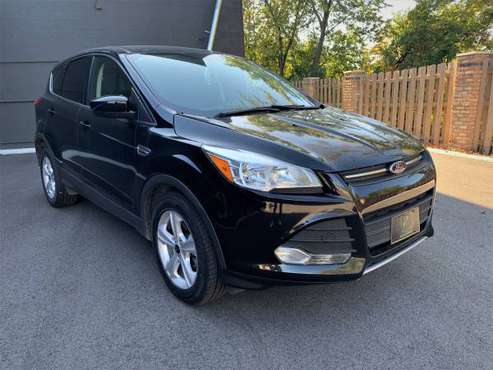 2014 Ford Escape SE - cars & trucks - by dealer - vehicle automotive... for sale in Lockport, IL