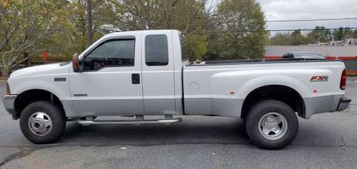 2003 Ford F-350 Lariat Super Duty 4x4 Diesel Only 2 Owners - cars &... for sale in Atlanta, GA