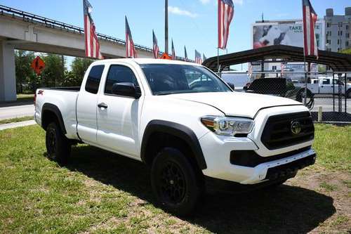 2020 Toyota Tacoma SR V6 4x2 4dr Access Cab 6 1 ft LB Pickup Truck for sale in Miami, TX