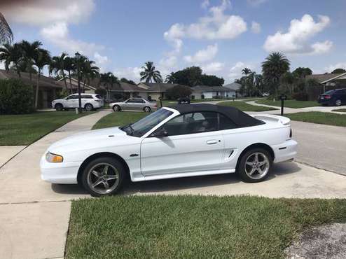98 Ford Mustang Convertible for sale in Boca Raton, FL