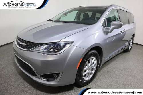 2020 Chrysler Pacifica, Billet Silver Metallic Clearcoat - cars &... for sale in Wall, NJ