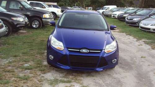 2013 Ford Focus SE - cars & trucks - by dealer - vehicle automotive... for sale in Jacksonville, FL