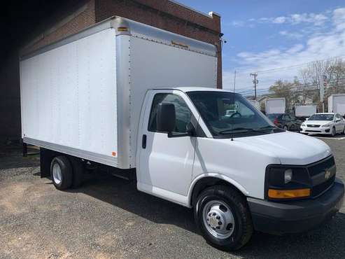 2015 CHEVROLET EXPRESS - - by dealer - vehicle for sale in Middletown, CT