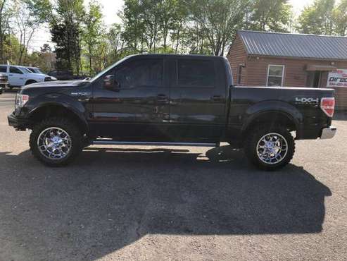 Ford F-150 4x4 Lariat Lifted Crew Cab V8 Pickup Truck Chrome Wheels for sale in Hickory, NC