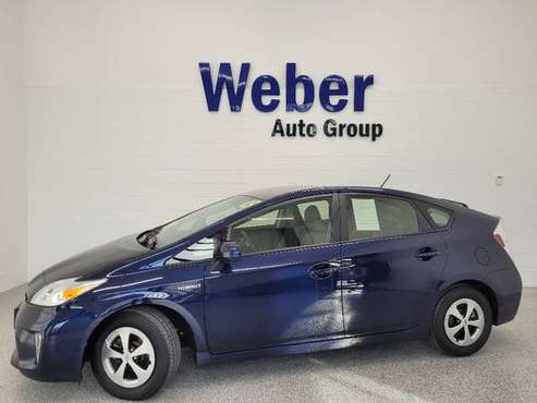 2015 Toyota Prius - Hybrid, Back up Camera - Well Maintained! - cars & for sale in Silvis, IA