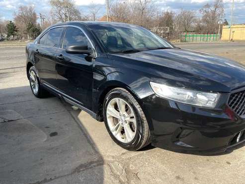 2013 Ford Taurus AWD - - by dealer - vehicle for sale in Highland Park, MI