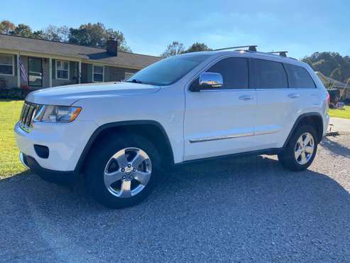 ***2013 JEEP GRAND CHEROKEE LIMITED 4WD*** - cars & trucks - by... for sale in Owens Cross Roads, AL