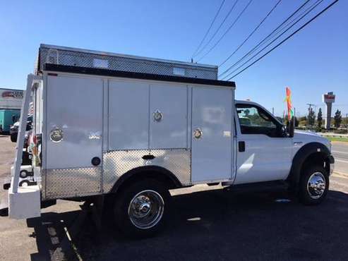 2006 *Ford* *Super Duty F-550 Enclosed Utility Service Truck for sale in Massapequa, KY